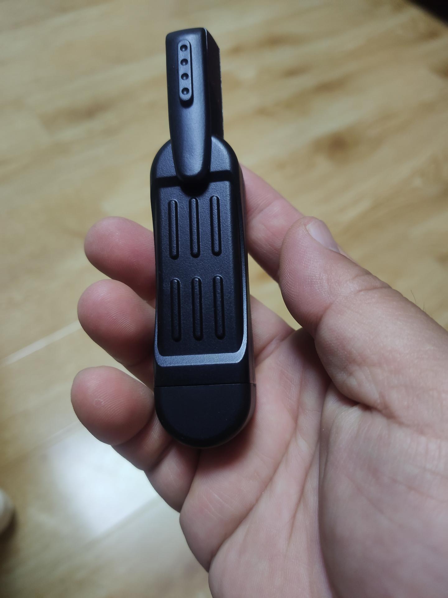 946990328-1 Main image